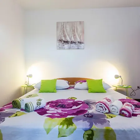 公寓 Spacious Zadar Apartments Near Beach *