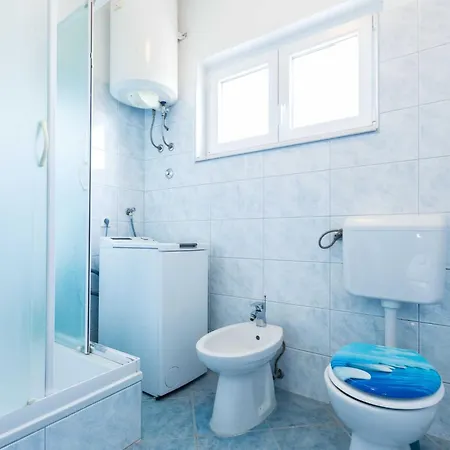 Spacious Zadar Apartments Near Beach *