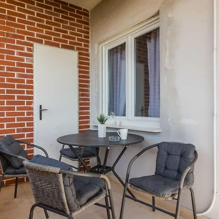 Spacious Zadar Apartments Near Beach *