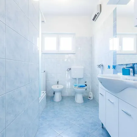 公寓 Spacious Zadar Apartments Near Beach *